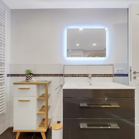 Alte Fischfabrik Mehrzeit Am Bodden Apartamento *