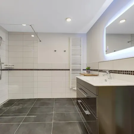 Apartamento Alte Fischfabrik Mehrzeit Am Bodden Lauterbach (Rugen)